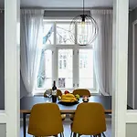 아파트 Moderne Ved Solsiden I *