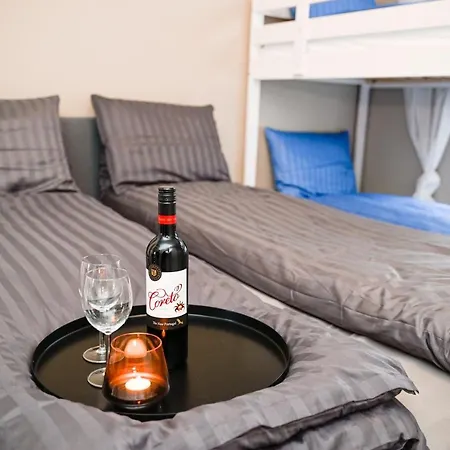 Moderne Ved Solsiden I