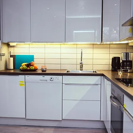 Moderne Ved Solsiden I Apartman